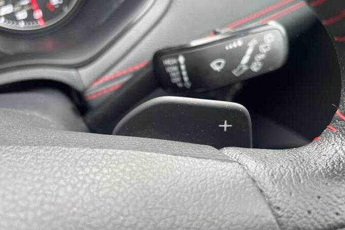 SEAT Arona 1.0 TSI 110 FR Red Edition 5dr DSG