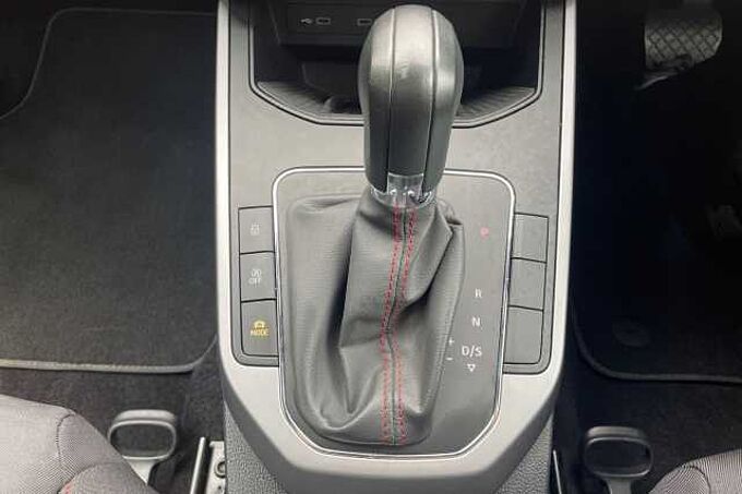 SEAT Arona 1.0 TSI 110 FR Red Edition 5dr DSG