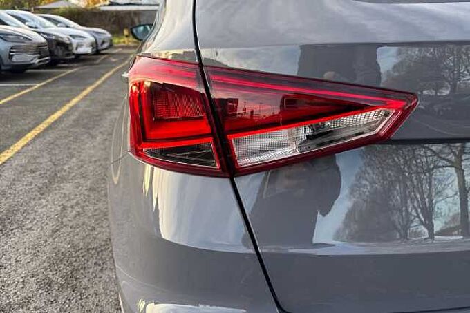 SEAT Arona 1.0 TSI 115 FR Black Edition 5dr