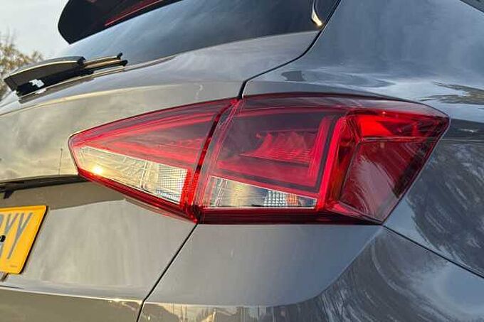 SEAT Arona 1.0 TSI 115 FR Black Edition 5dr